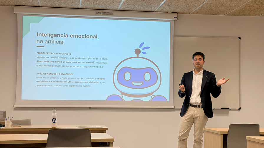 Marketing y ventas en SaaS temas principales en los Viernes de emprendimiento._imagen